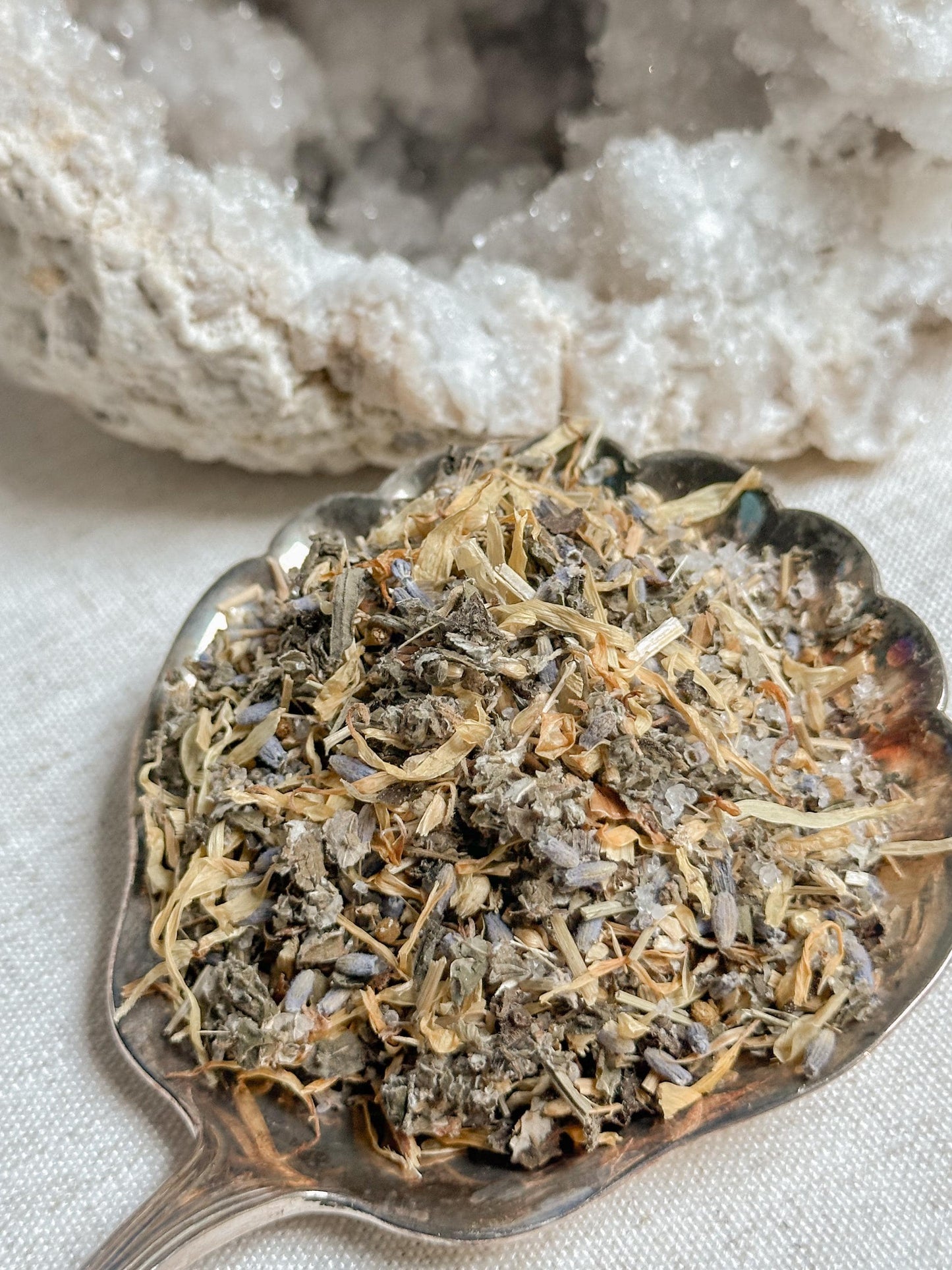 Postpartum Herbal Sitz Bath // Organic Herbs and Dead Sea Salt, Fourth Trimester Recovery, Postnatal Healing & Relaxation, Herbal Soak