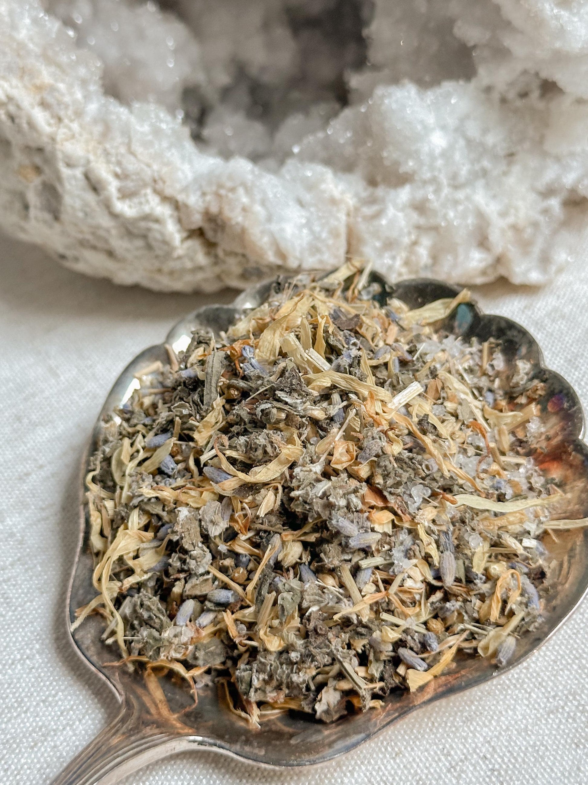 Postpartum Herbal Sitz Bath // Organic Herbs and Dead Sea Salt, Fourth Trimester Recovery, Postnatal Healing & Relaxation, Herbal Soak