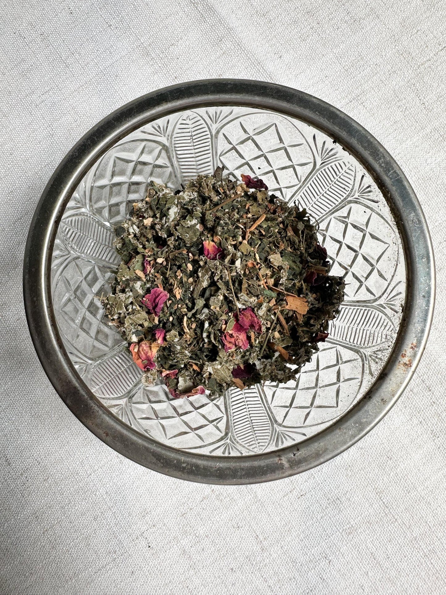 Divine Mother // Organic Loose Leaf Herbal Tea for Postpartum Recovery, Hormone Balance & Reproductive Health